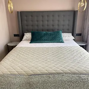  Apartamento Piso De Dos Con Reforma De Diseno